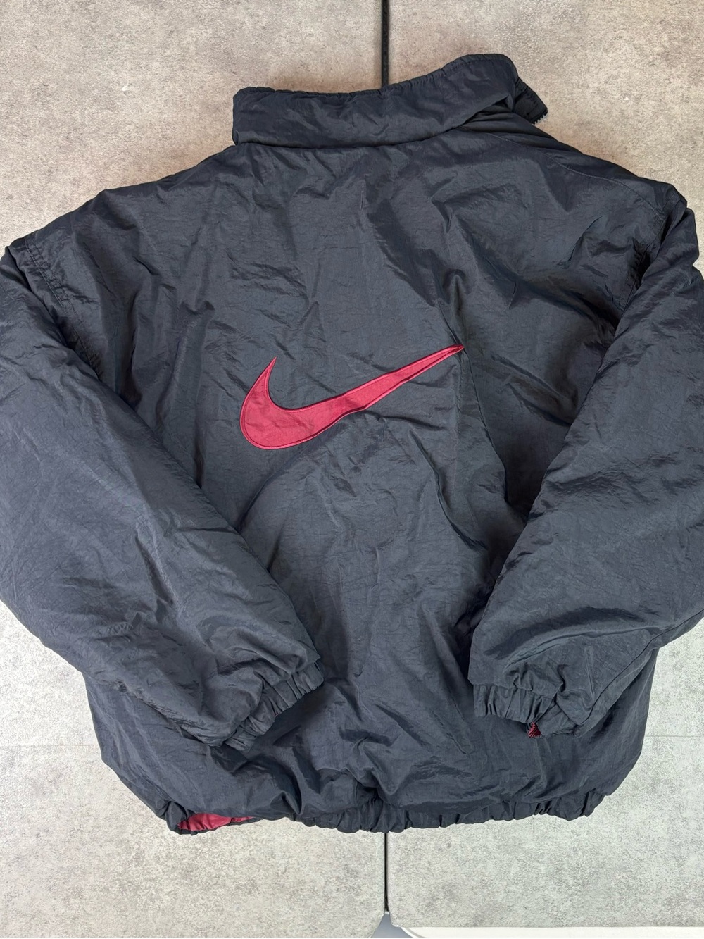 Vintage 90s black/red nike puffer jacket